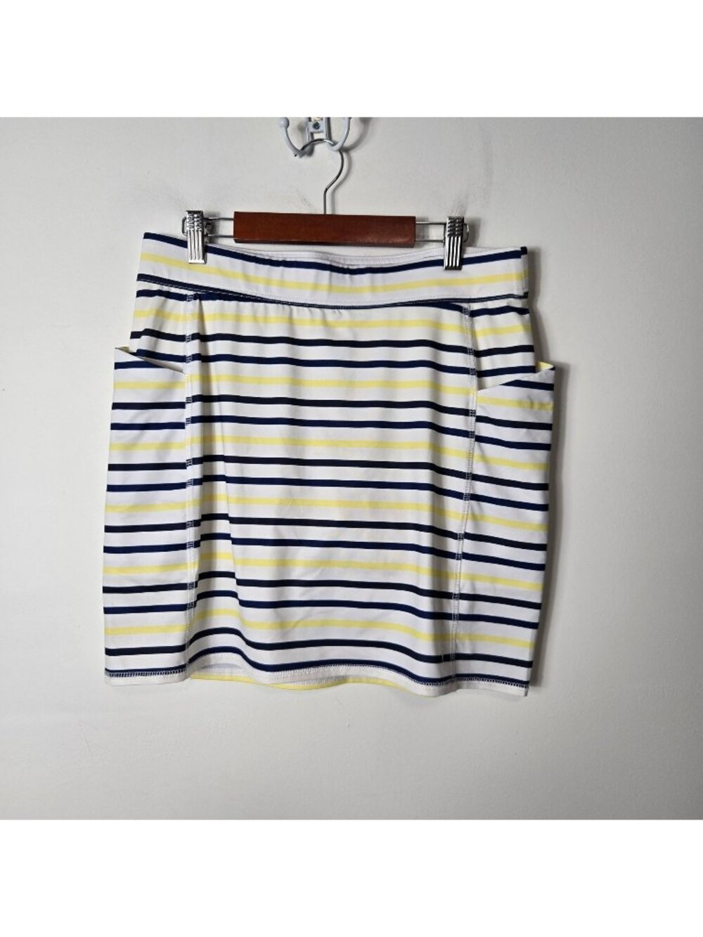 Belyn Key Size S Side Panel Pockets Yellow Striped Pull-On Skort Golf Nautical
